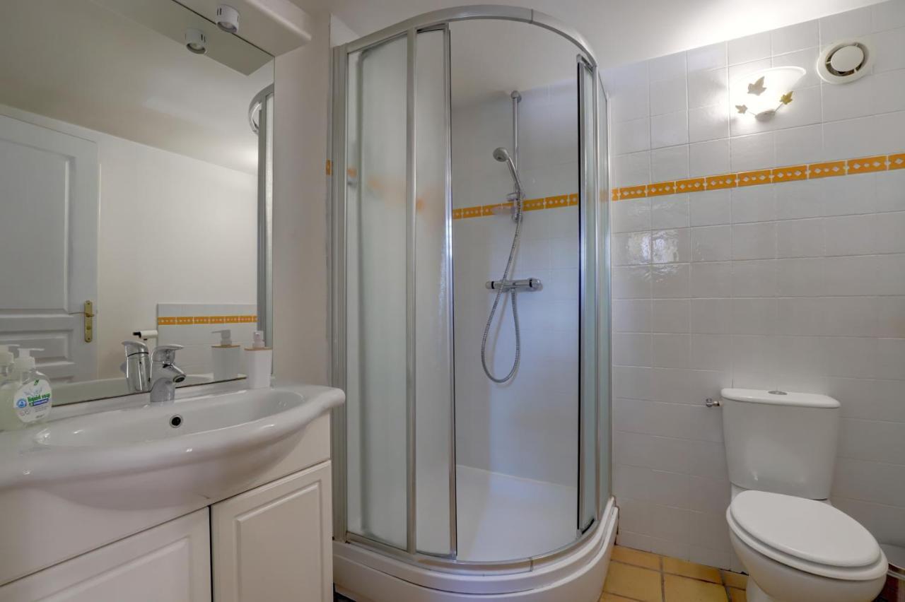 Gite La Grappe Occitane - 14 Personnes - Piscine Privee Ambres 외부 사진